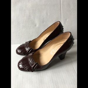 TOD’S FRINGED PATENT LEATHER HEELS